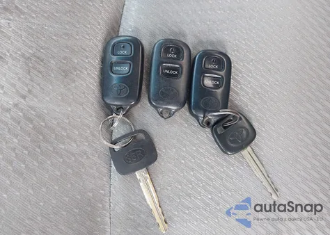 2004 Toyota Highlander V6 из США, поврежденный, VIN JTEEP21A840035505